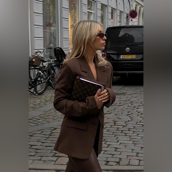 NA-KD Brown Tailored Cut Out Blazer - Picture 6 of 10